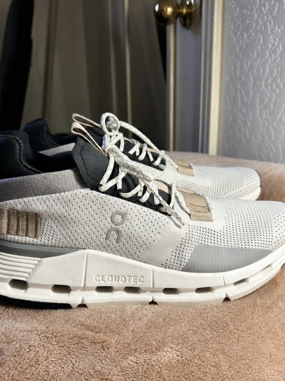 Trainers On Running Women Cloudnova White Sand